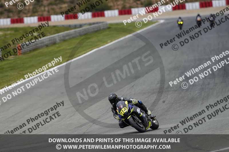 cadwell no limits trackday;cadwell park;cadwell park photographs;cadwell trackday photographs;enduro digital images;event digital images;eventdigitalimages;navarra;no limits trackdays;peter wileman photography;racing digital images;trackday digital images;trackday photos